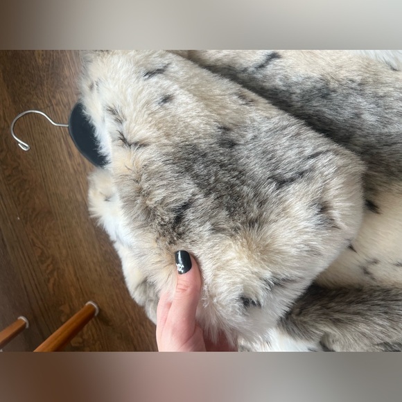 Vintage IZZI Kids Fuzzy Faux Fur Leopard Print Hooded Jacket SZ Small 7/8 Girls - Picture 16 of 16